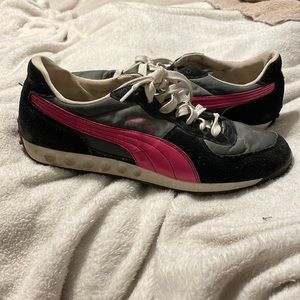 Puma easy rider 3 pink and black GUC